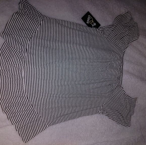 Art Class black and white striped shirt - Picture 3 of 4